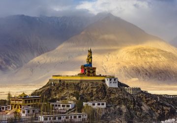 Glimpses Of Ladakh with Agra